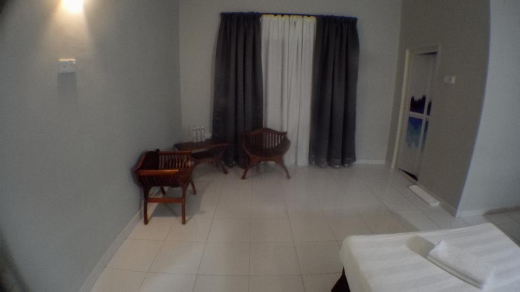 Tebing Guest House Taman Negara Malaysia Kuala Tahan Zewnętrze zdjęcie