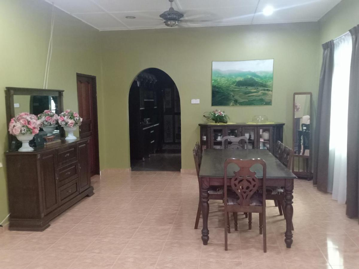 Tebing Guest House Taman Negara Malaysia Kuala Tahan Zewnętrze zdjęcie
